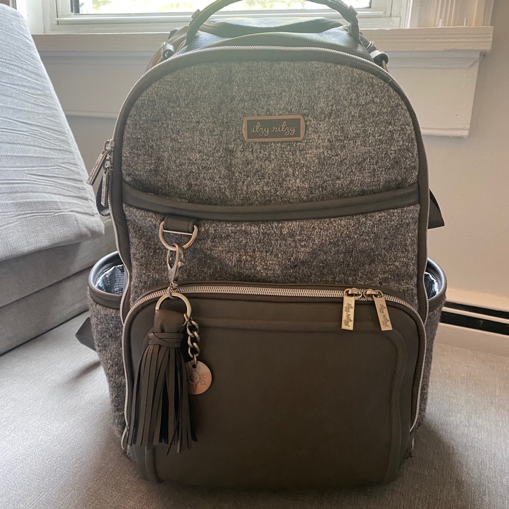 Itzy Ritzy Boss Plus - Grayson